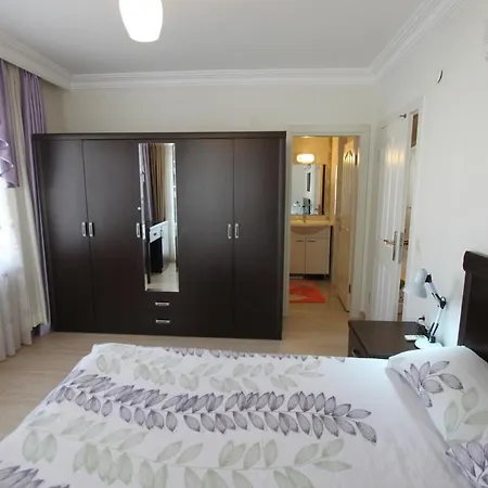 Banana B Apartment